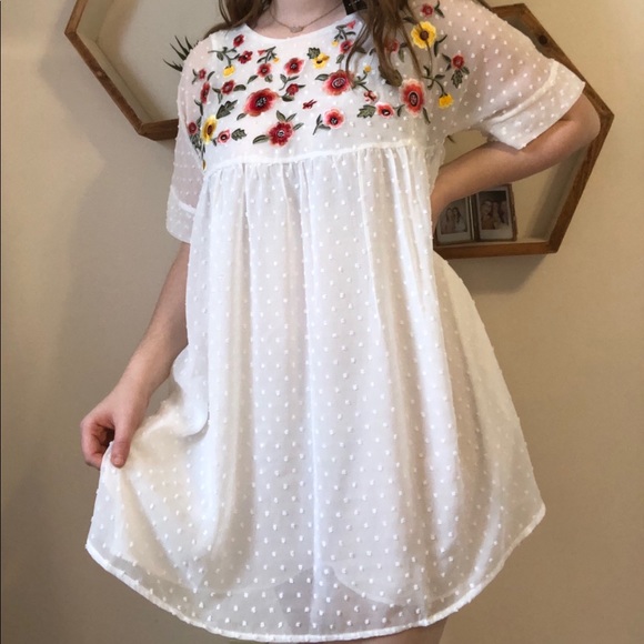 Forever 21 Dresses & Skirts - NEW WITH TAGS - FOREVER 21 DRESS - FLOWY